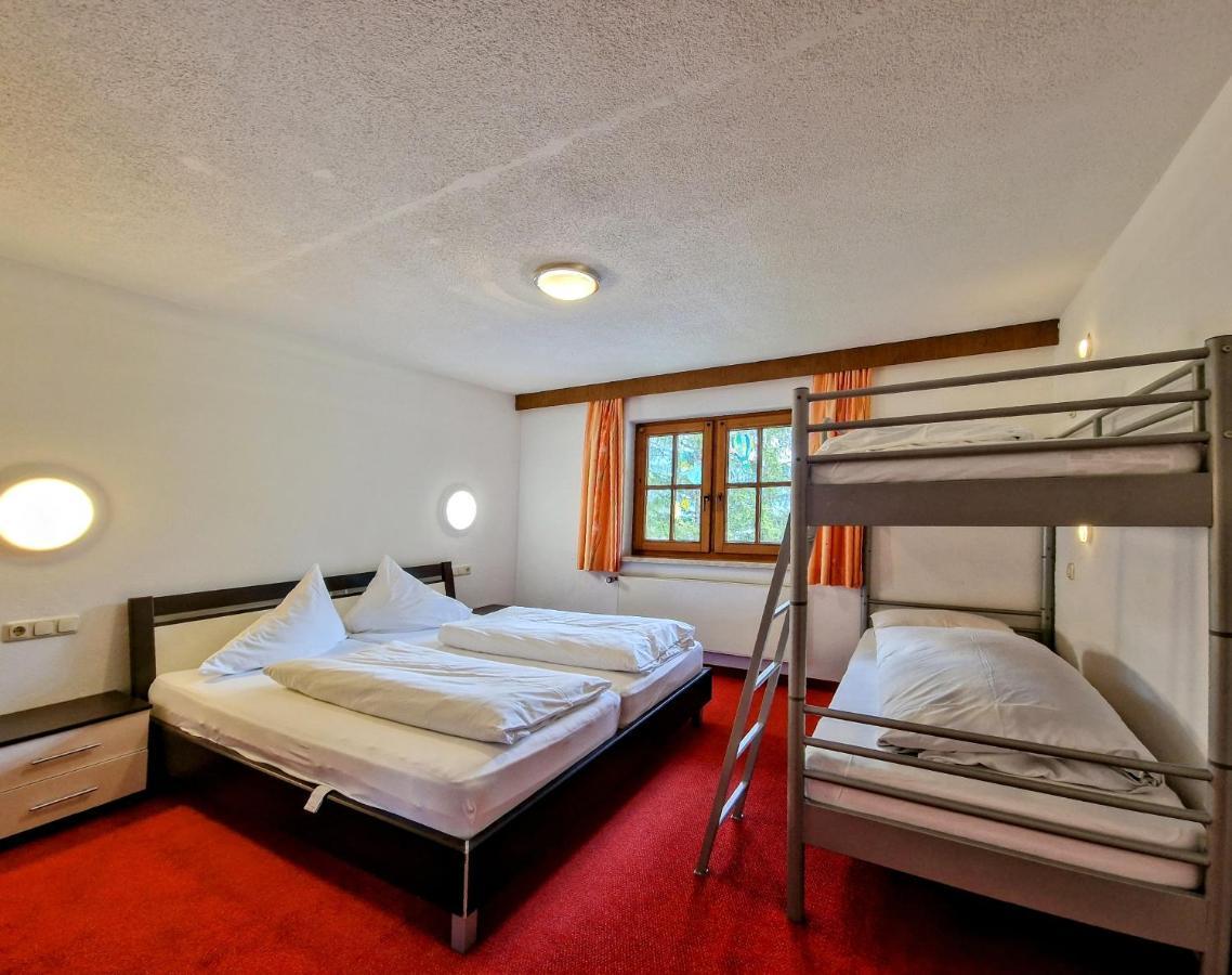 Ferienhaus Alpenschloessl Lermoos Exteriör bild